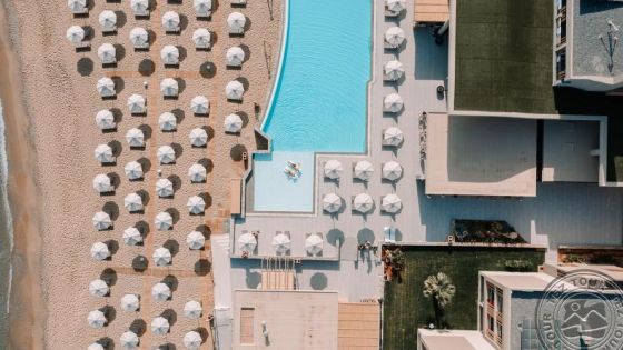 UNIQUE BLUE RESORT & VILLAS