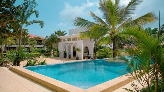 AHG HISIA NUNGWI EXPERIENCE HOTEL